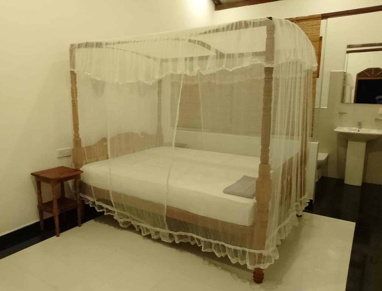 Skywalker Guest House 웰리가마 외부 사진